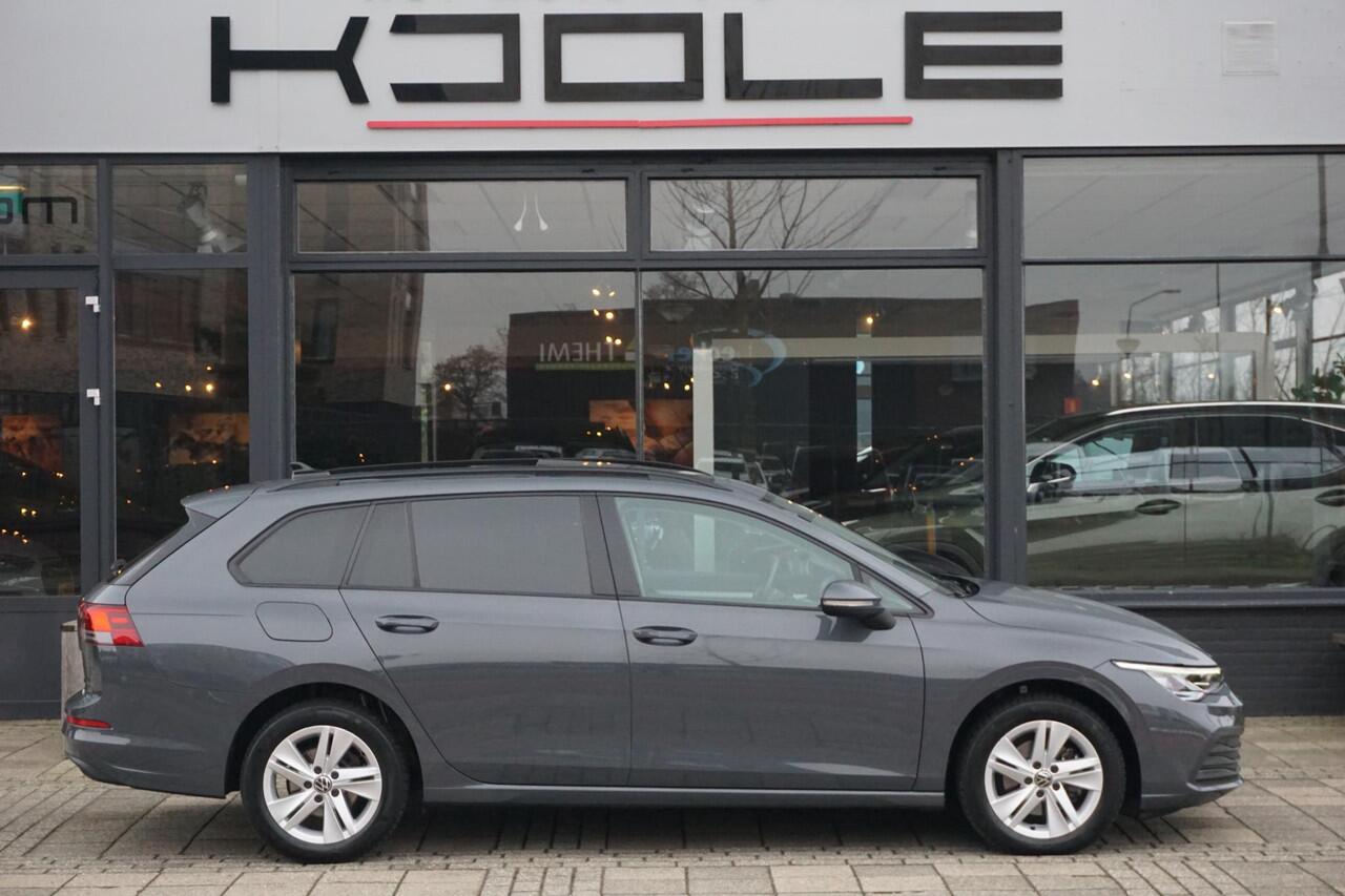 Volkswagen GOLF Variant 1.0 eTSI Life | PANO | H&K