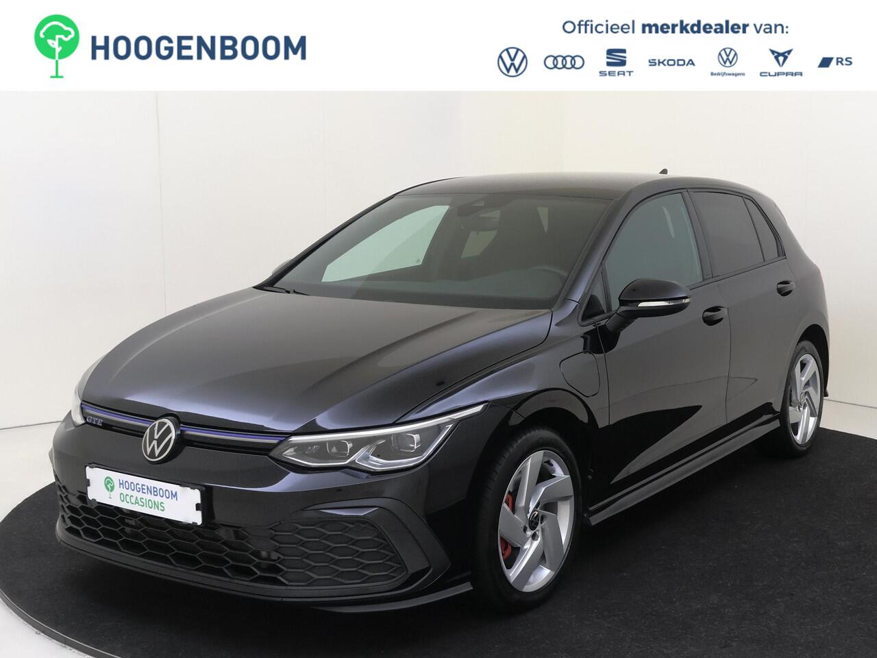 Volkswagen GOLF 1.4 eHybrid GTE | SoH 100% | Stoel- en stuurwielverwarming | Navigatie | Adaptieve cruise control | 3-zone airco | Sfeerverlichting | LED Plus verlichting | CarPlay |