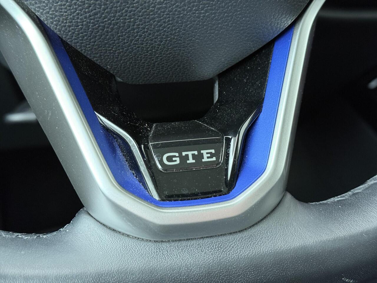 Volkswagen GOLF 1.4 eHybrid GTE | 245 PK | SoH 91% | Trekhaak | Panoramadak | Matrix LED koplampen | Apple Carplay/Android Auto |