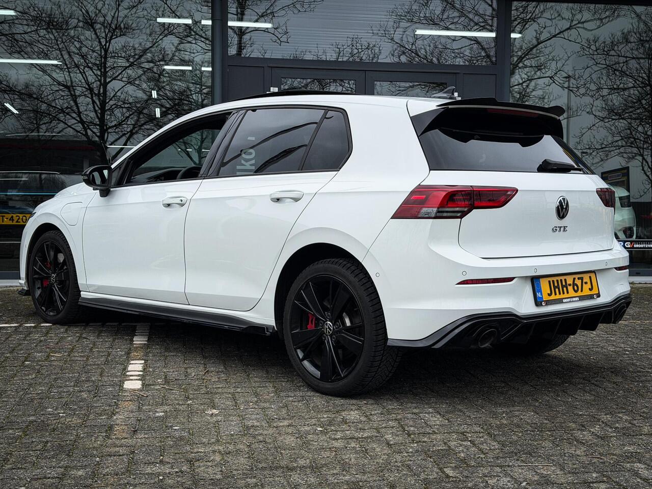 Volkswagen GOLF 1.4 eHybrid GTE |GTI Look|Pano|Head-Up|Keyless|Camera|Carplay