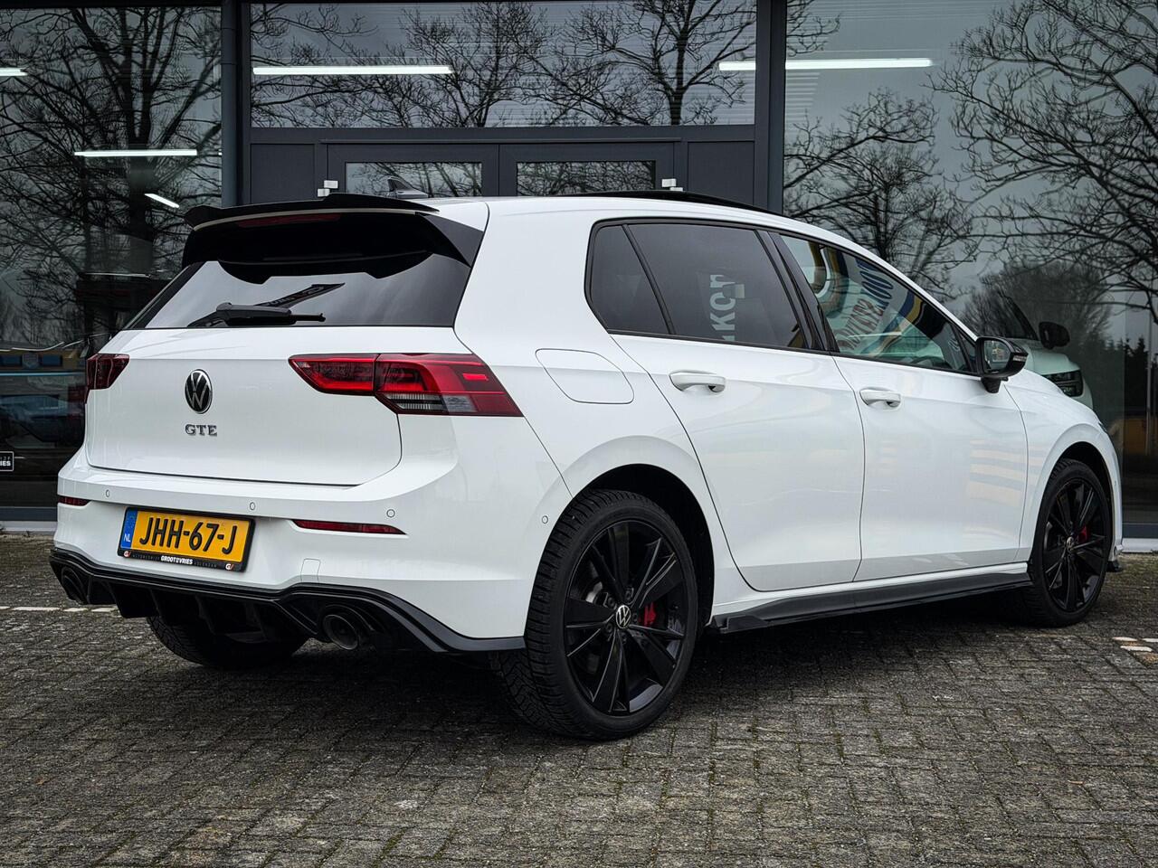 Volkswagen GOLF 1.4 eHybrid GTE |GTI Look|Pano|Head-Up|Keyless|Camera|Carplay