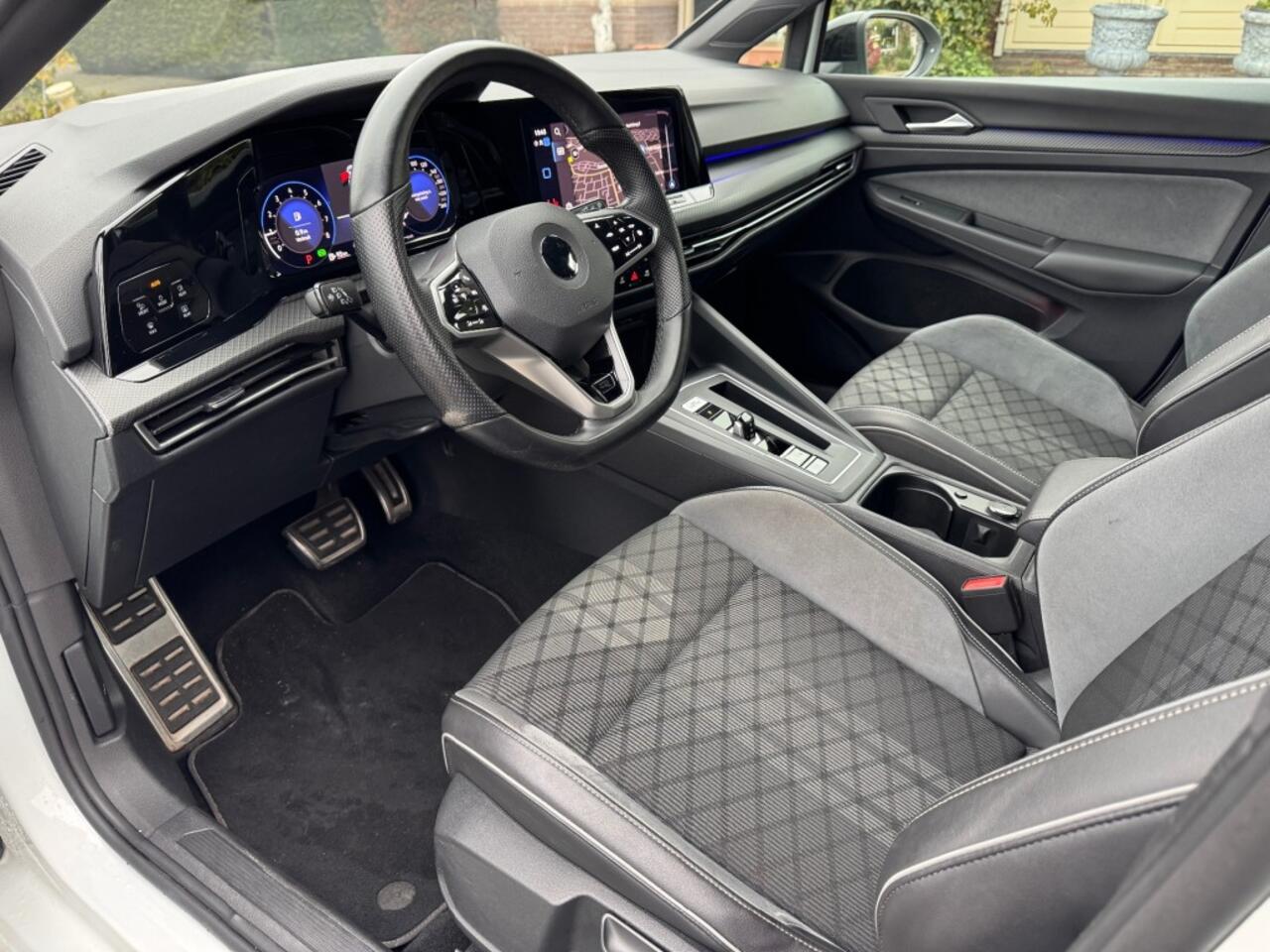 Volkswagen GOLF 1.5 ETSI R-LINE DSG BUSINESS+