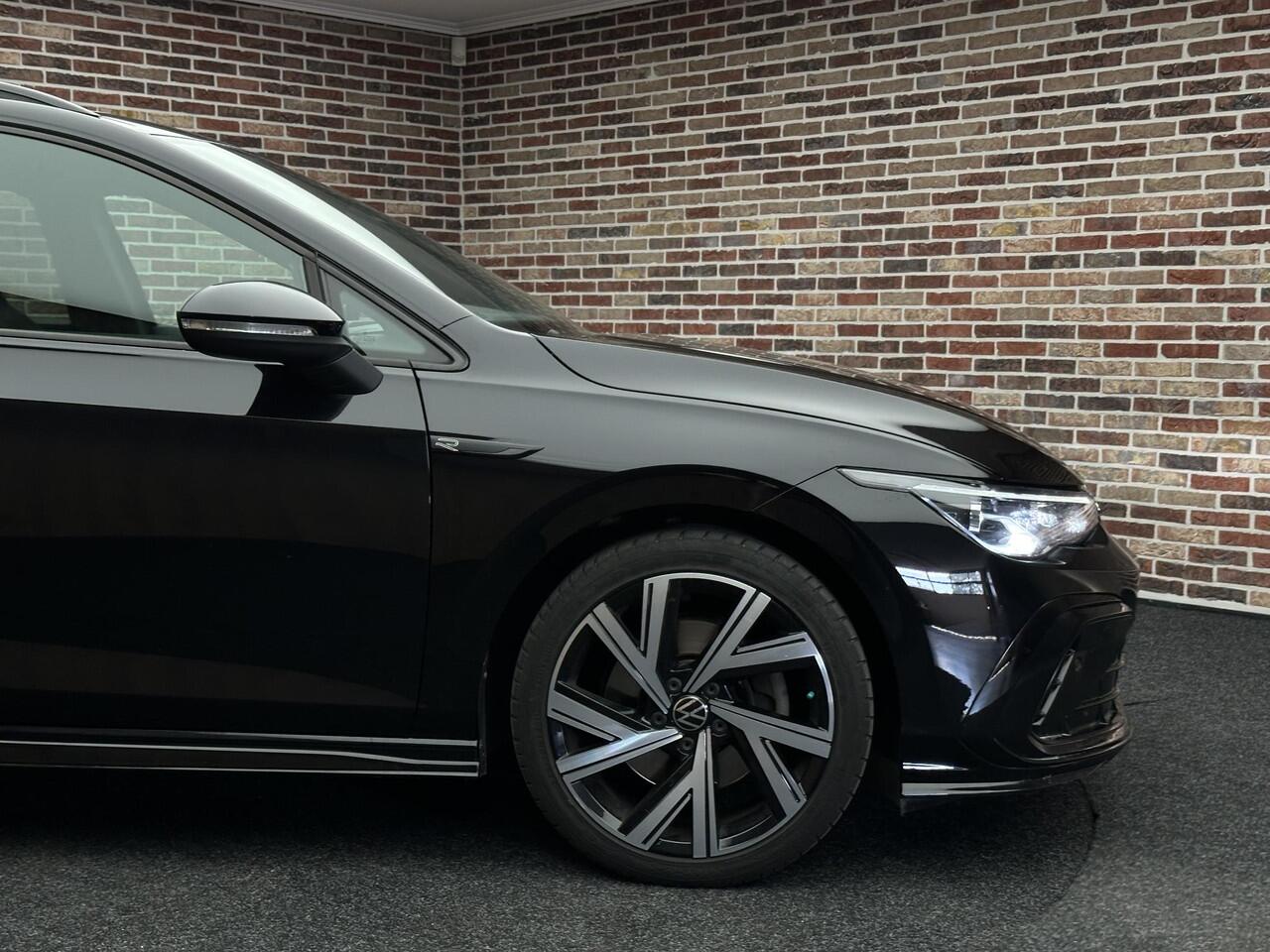 Volkswagen GOLF Variant 2.0 TDI R-Line Business Panorama | Adapt. cruise | Elek. trekhaak