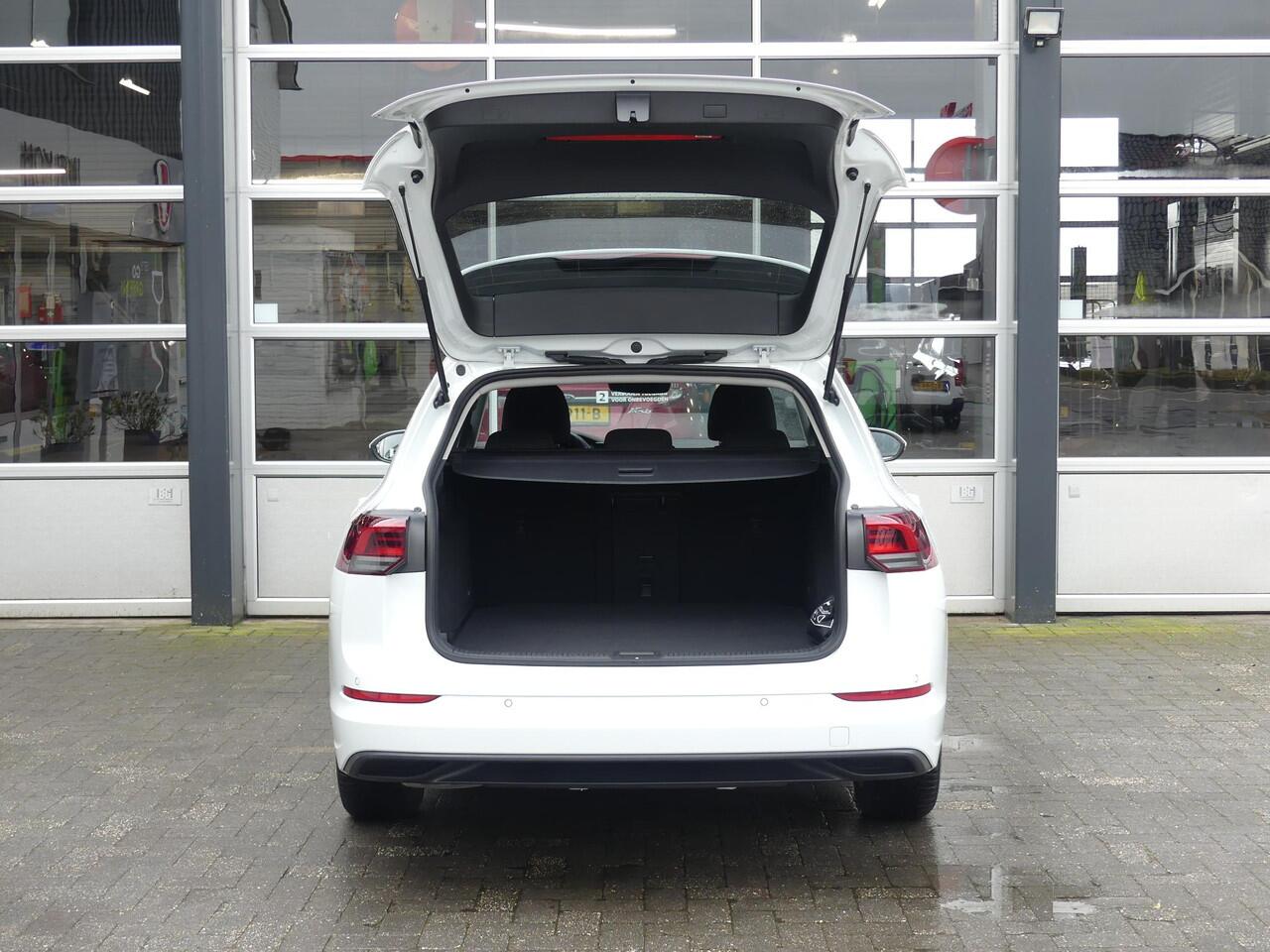 Volkswagen GOLF Variant 150pk Automaat *t/m 10de bouwjaar garantie!