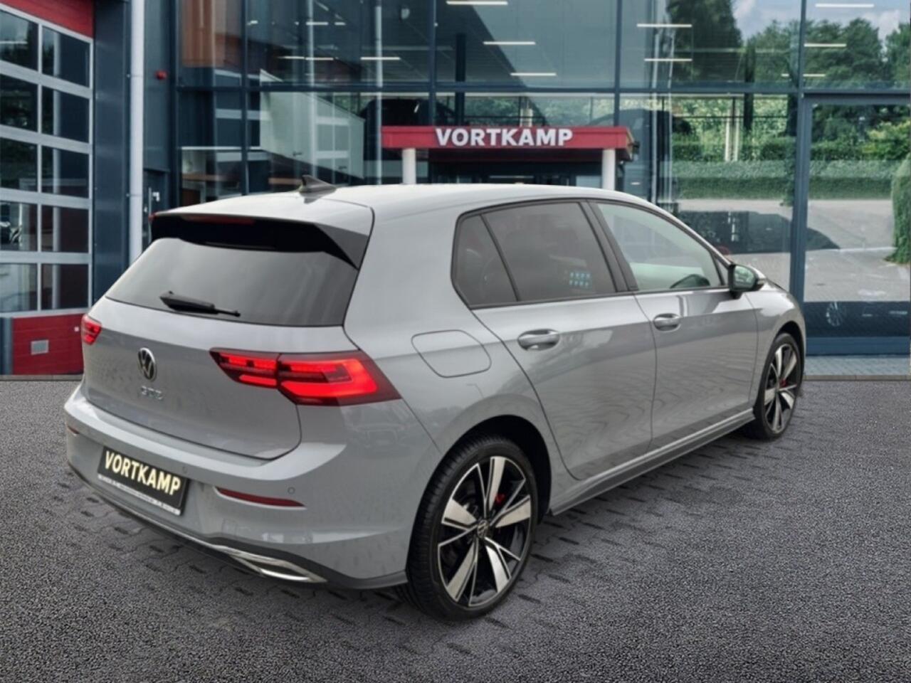 Volkswagen GOLF 1.4 TSI DSG GTE IQ-LIGHTS/CAMERA/ACC/STOEL+STUURVERW