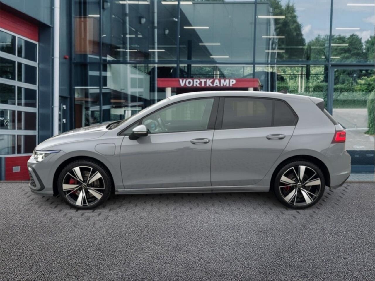 Volkswagen GOLF 1.4 TSI DSG GTE IQ-LIGHTS/CAMERA/ACC/STOEL+STUURVERW