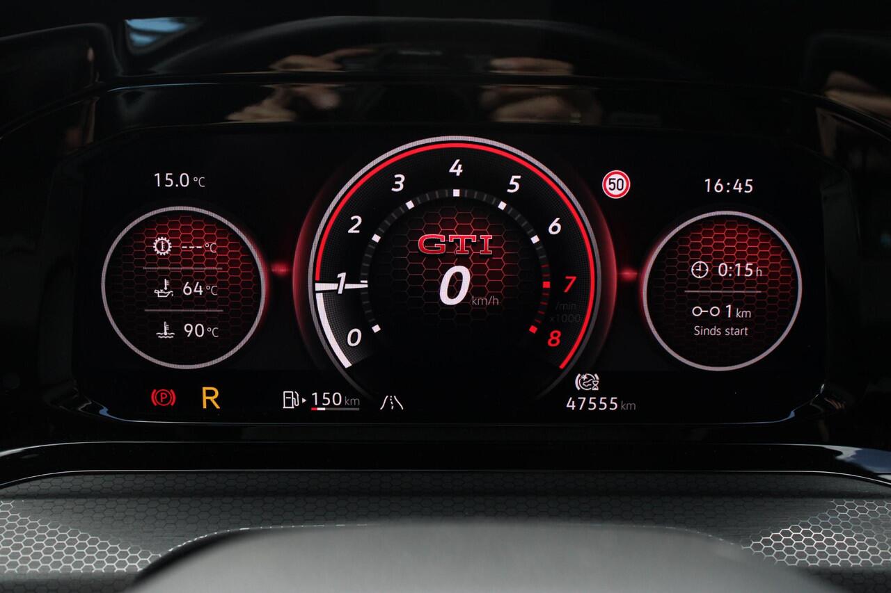 Volkswagen GOLF 2.0 TSI GTI / SCHUIFDAK / LED V + A / HARMAN KARDON