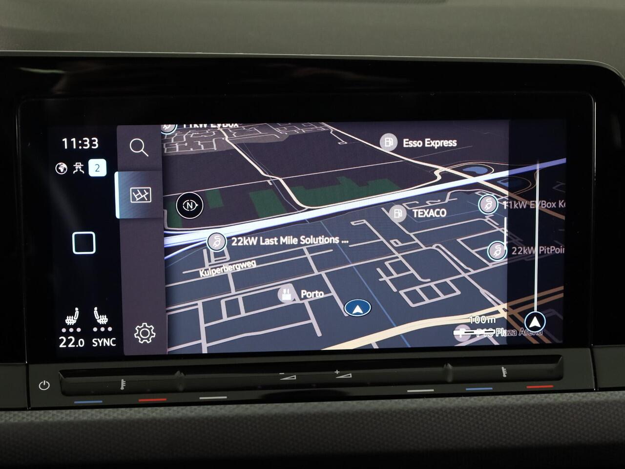 Volkswagen GOLF 1.0 eTSI Life Active 110PK DSG | Navigatie | achteruitrijcamera | LED plus | 17" LM velgen |