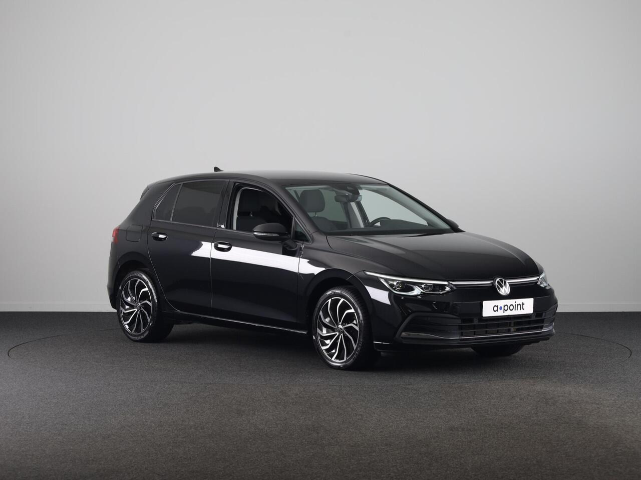 Volkswagen GOLF 1.0 eTSI Life Active 110PK DSG | Navigatie | achteruitrijcamera | LED plus | 17" LM velgen |