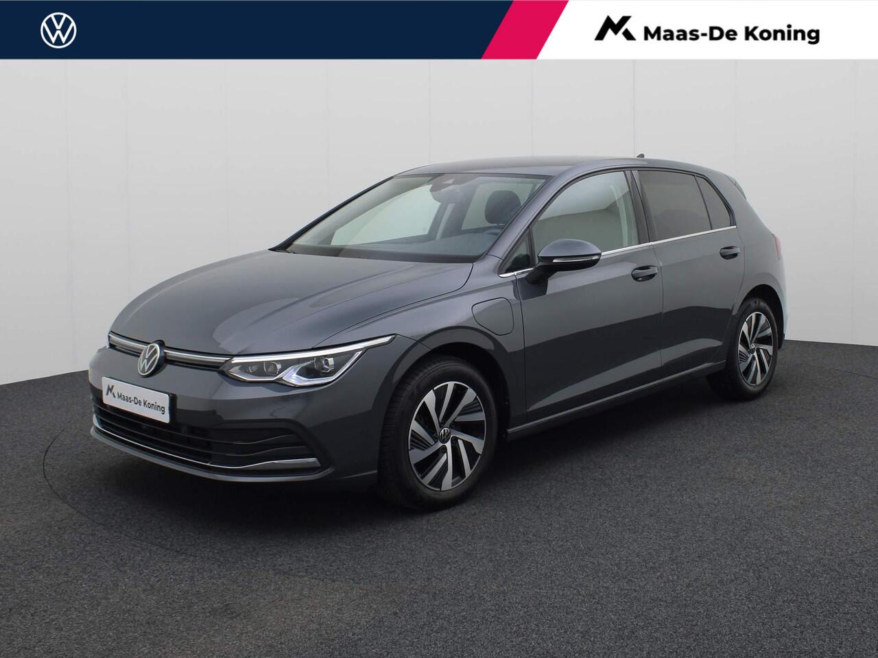 Volkswagen GOLF 1.4 eHybrid 204pk DSG Style | Camera | Navi | Keyless | Elek. Bestuurdersstoel + Geheugen | Apple Car Play | Sfeerverlichting | Garantie tot 27-07-2028 of 100.000km