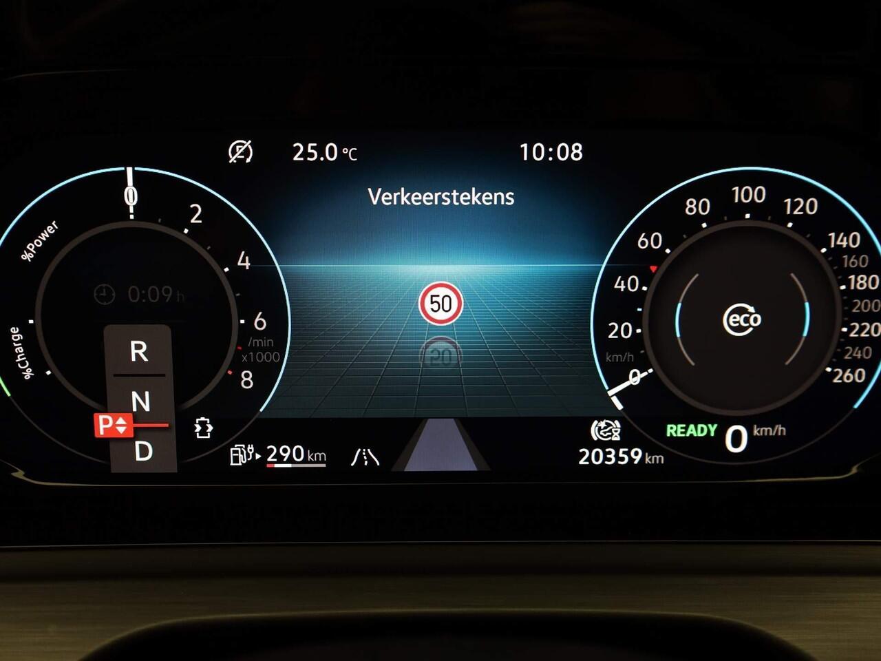 Volkswagen GOLF 1.4 eHybrid 204pk DSG Style | Camera | Navi | Keyless | Elek. Bestuurdersstoel + Geheugen | Apple Car Play | Sfeerverlichting | Garantie tot 27-07-2028 of 100.000km