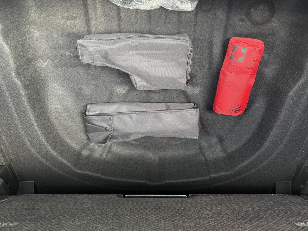 Volkswagen GOLF 2.0 TSI GTI 245PK l Stoel verwarming l Navigatie