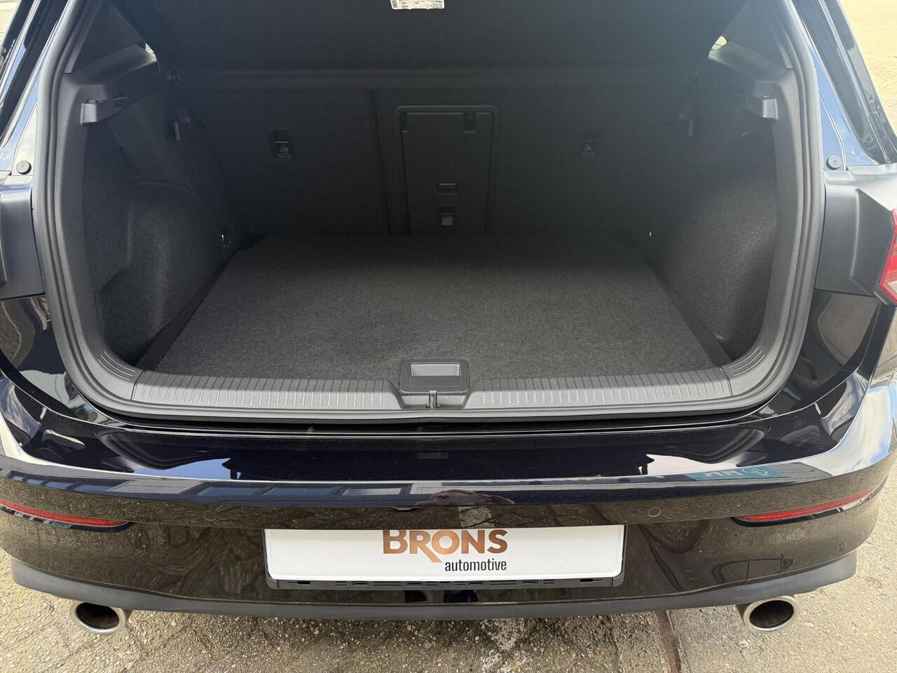 Volkswagen GOLF 2.0 TSI GTI 245PK l Stoel verwarming l Navigatie