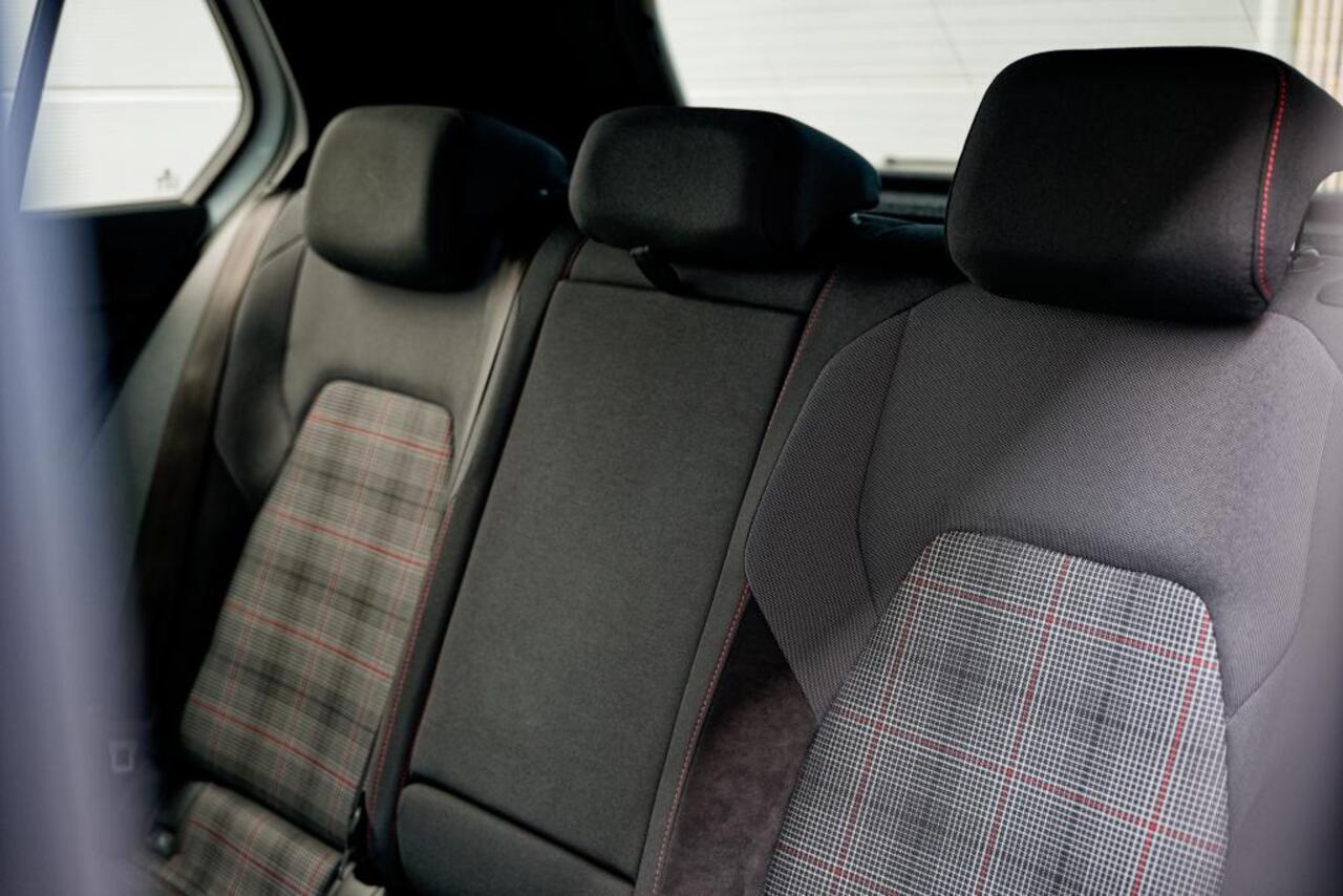 Volkswagen GOLF 2.0 TSI GTI Panoramadak, H/K geluidsinstallatie, Camera, enz