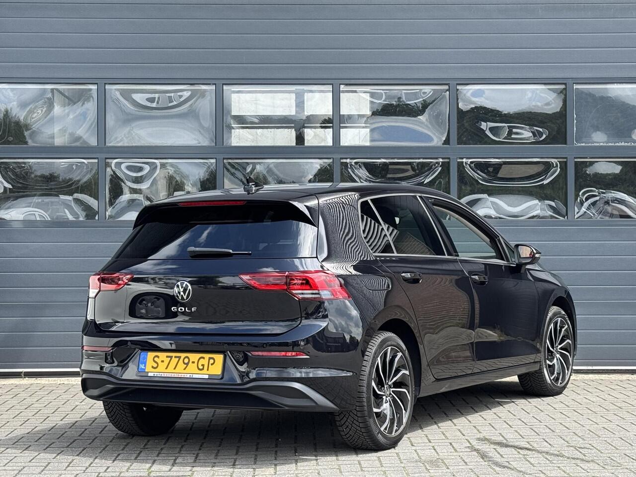 Volkswagen GOLF 1.0 TSI LIFE I ADAPTIVE CRUISE CONTROL I APPLE CARPLAY I CLIMATE CONTROL I 17" LICHT METALEN VELGEN