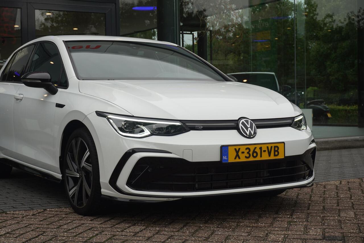 Volkswagen GOLF 1.5 eTSI Style | R-line | Black style | Carplay | Navi | Camera | 18"