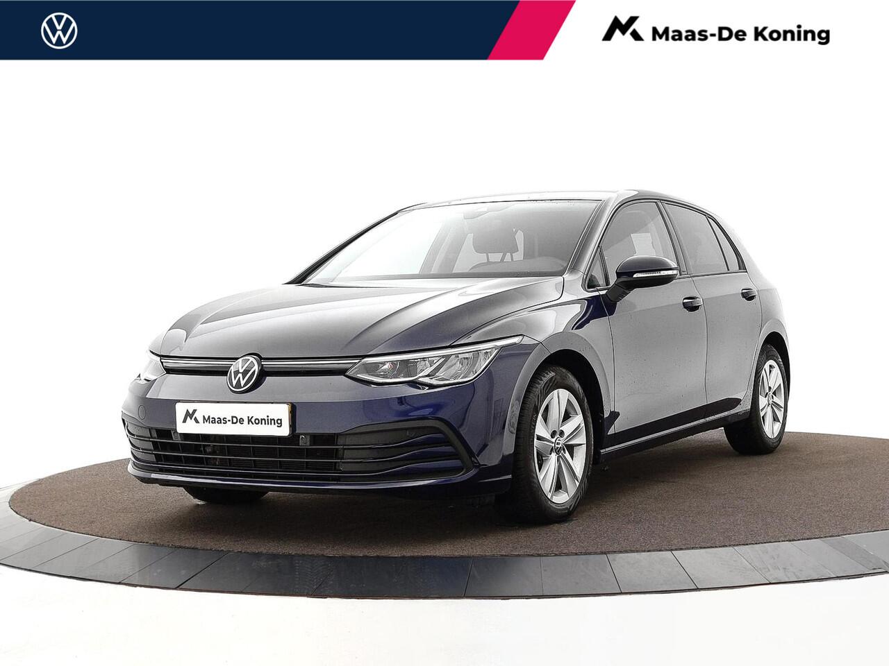 Volkswagen GOLF 1.0 TSI 110pk Life · Apple/Android Car Play · Navi · P-Sensoren · ACC · DAB · Getint Glas · Sfeerverlichting · 16'' Inch · Garantie t/m 30-08-2027 of 100.000km