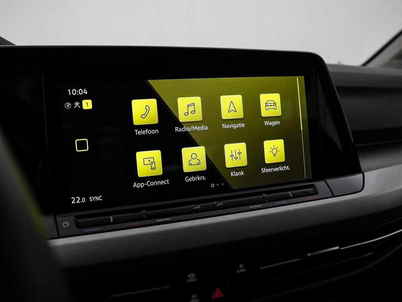 Volkswagen GOLF Variant 1.0 eTSI 110pk DSG Life · Camera · ACC · Inklap. Trekhaak · Apple/Android Car Play · Clima · Navigatie · Verkeersbord Detectie · Garantie t/m 03-07-2027 of 100.000