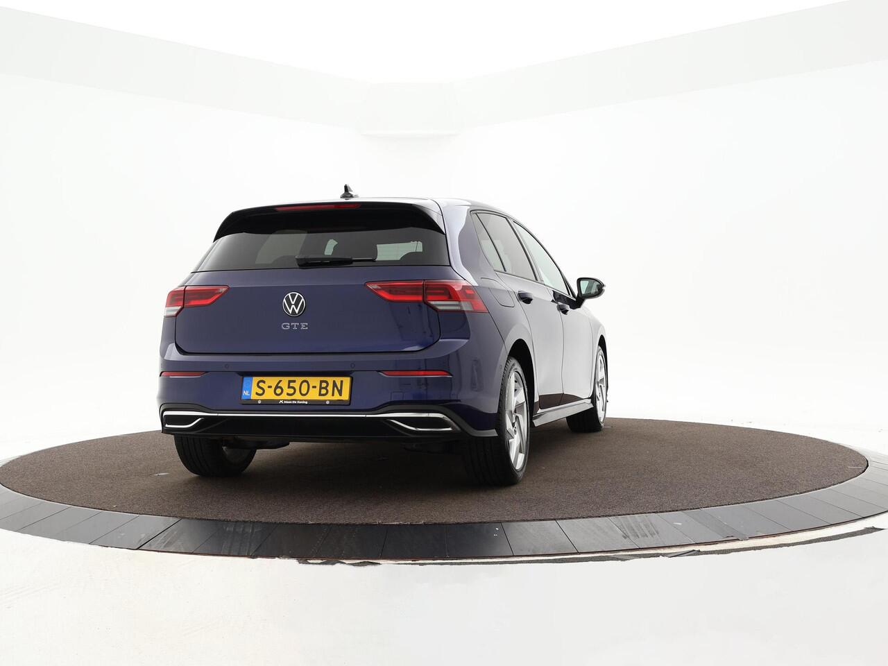 Volkswagen GOLF 1.4 245pk DSG eHybrid GTE · Apple/Android Car Play · Head-up Display Navigatie · Keyless · Sfeerverlichting · P-Sensoren · 17'' Inch · Garantie t/m 20-01-2027 of 100.000km