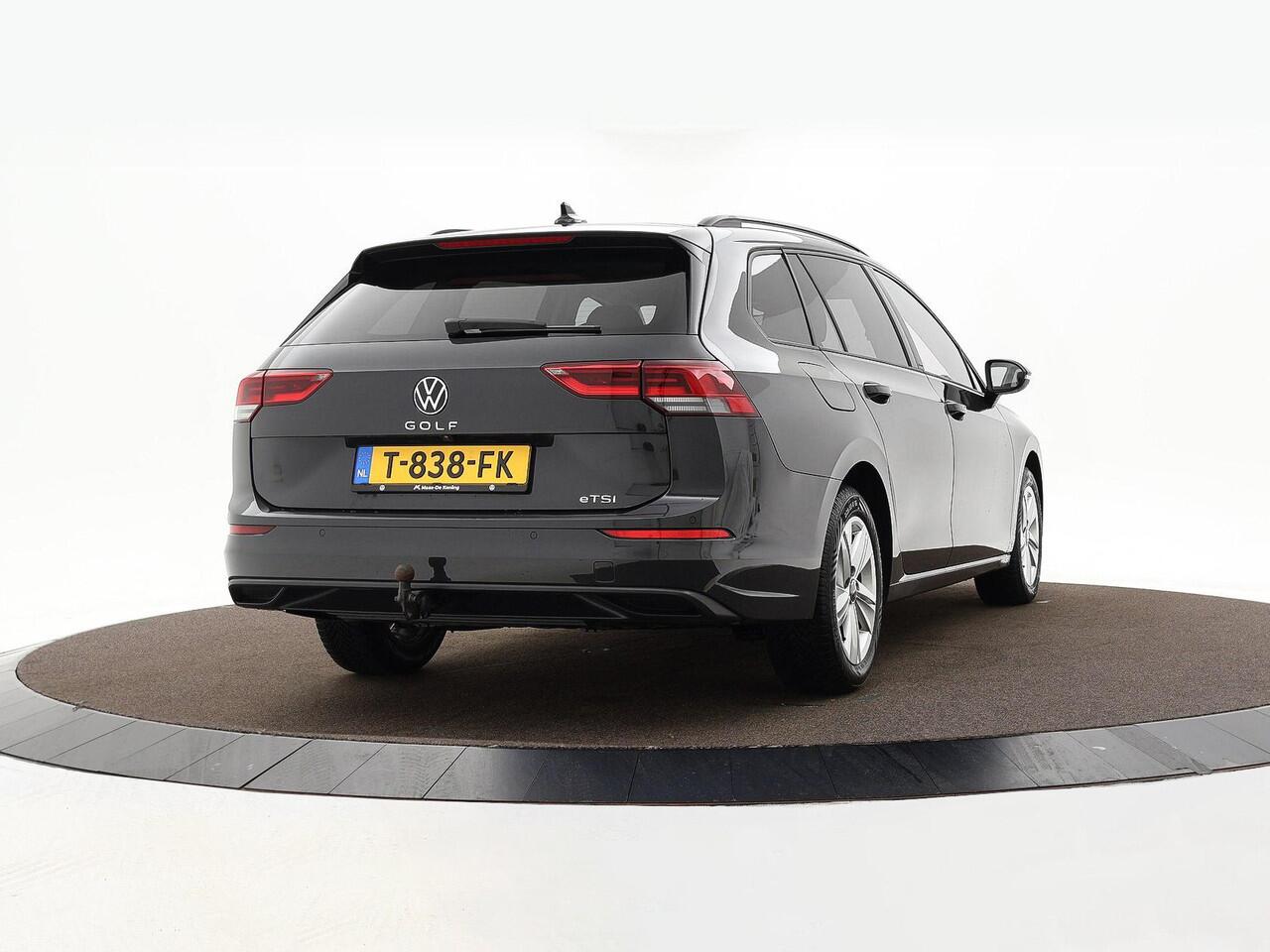 Volkswagen GOLF Variant 1.0 110pk eTSI DSG Life · Camera · Keyless · Apple/Android Car Play · Elek. Trekhaak · Navigatie · P-Sensoren · 16'' Inch · Garantie t/m 13-06-2027 of 100.000km