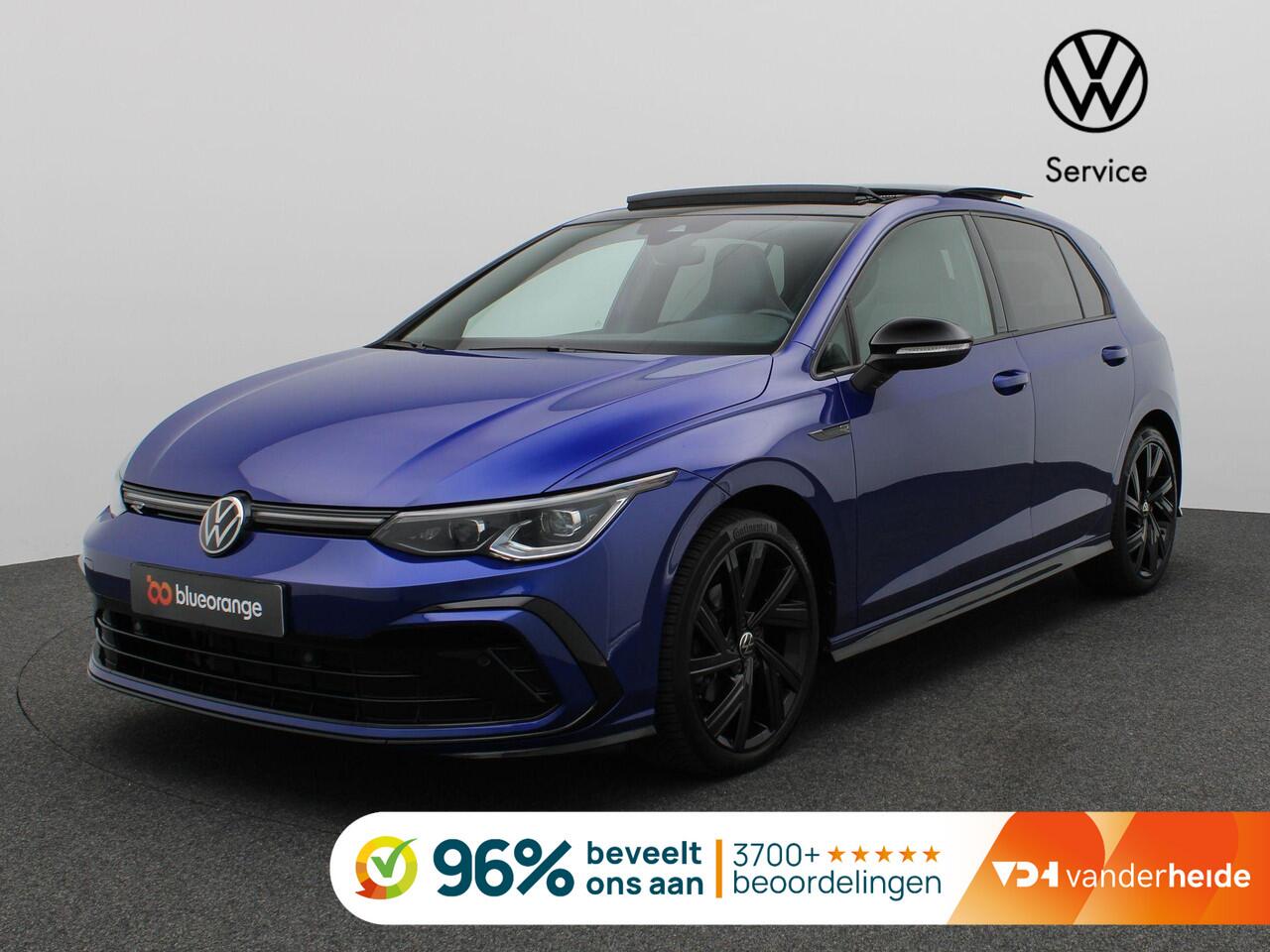 Volkswagen GOLF 1.5 eTSI R-Line Business 130PK DSG Matrix-LED Verlichting, Pano-Schuifdak, Black Style, 3-zone Clima, Stoel-Stuurverwarming, Navi, 18" LM Velgen, Adaptieve Cruise Control, Achteruitrijcamera,