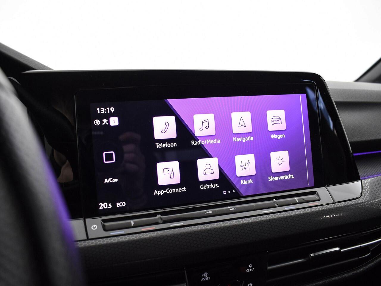 Volkswagen GOLF 1.4 245pk eHybrid GTE · Apple/Android Car Play · Navigatie · Sfeerverlichting · P-Sensoren · 17'' Inch · Garantie t/m 20-01-2027 of 100.000km