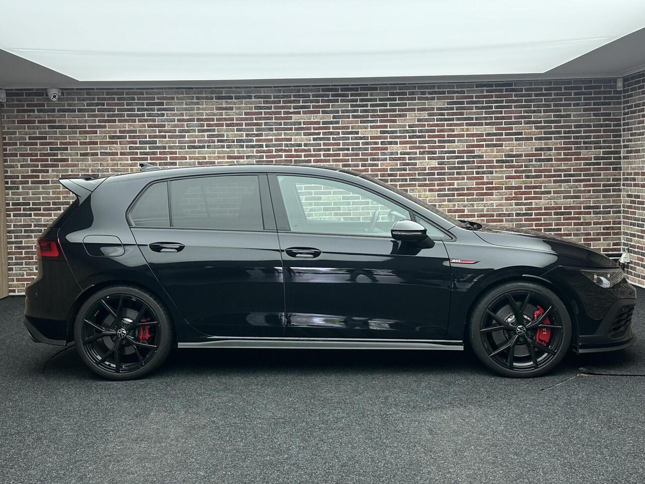Volkswagen GOLF 2.0 TSI GTI Clubsport Panorama Headup HarmanKardon