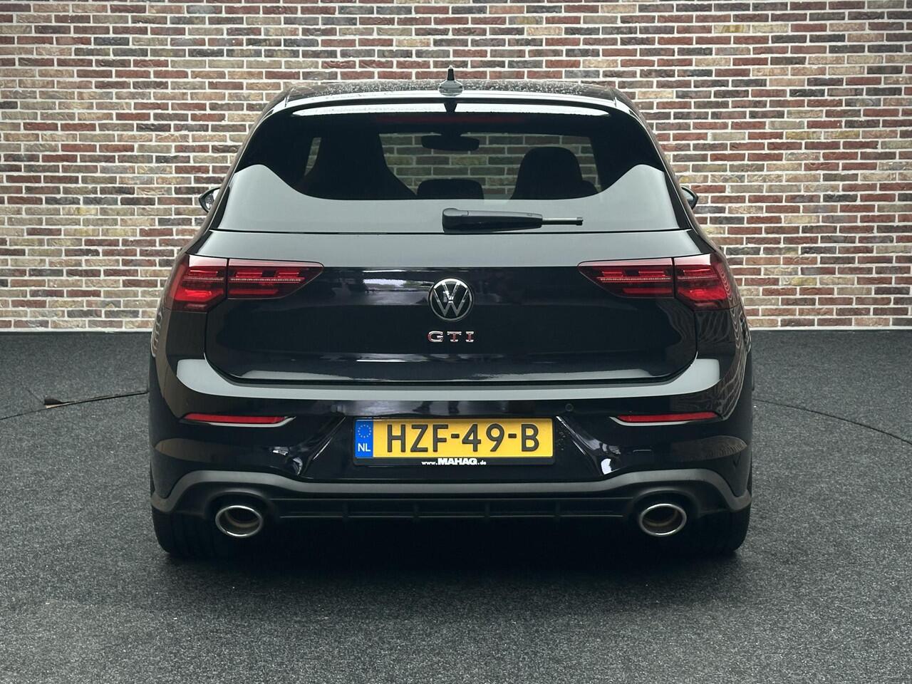 Volkswagen GOLF 2.0 TSI GTI Clubsport Panorama Headup HarmanKardon