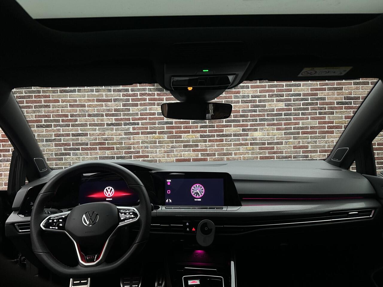 Volkswagen GOLF 2.0 TSI GTI Clubsport Panorama Headup HarmanKardon