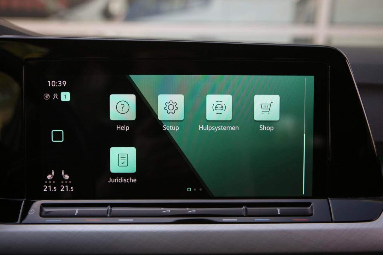 Volkswagen GOLF 1.0 TSI Life Bns | Sfeerverlichting | Stoel/Stuurverwarming | Ad