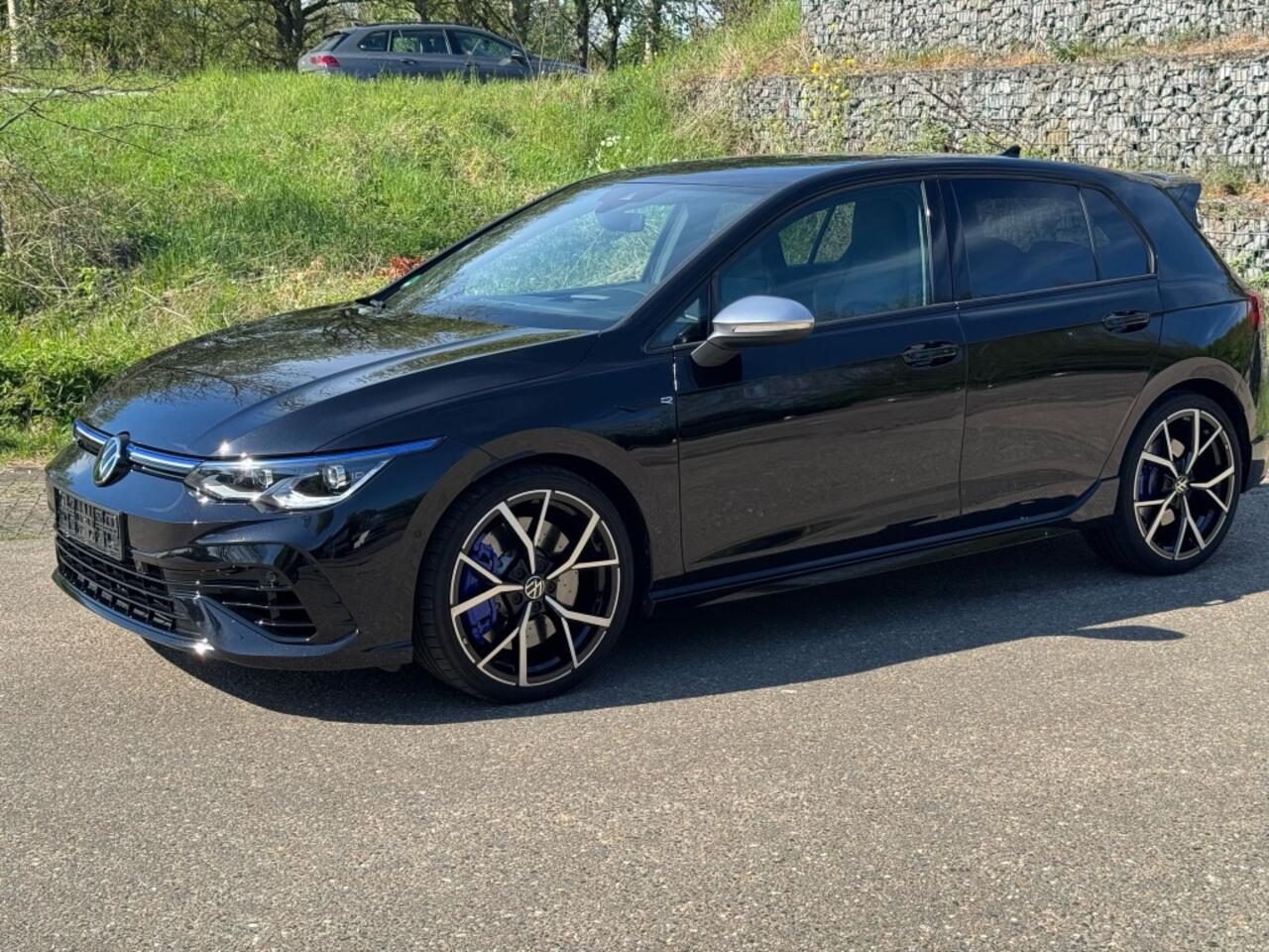 Volkswagen GOLF VIII Lim. Golf VIII 2.0 TSI R 4Motion (EURO 6d)