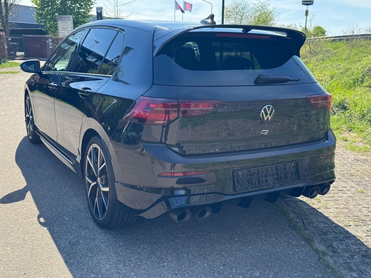 Volkswagen GOLF VIII Lim. Golf VIII 2.0 TSI R 4Motion (EURO 6d)