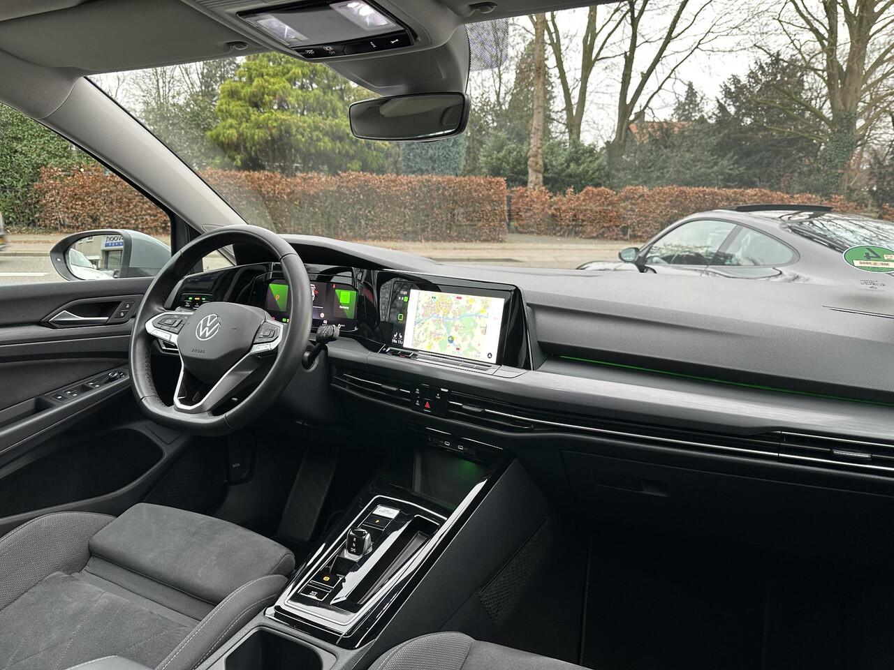 Volkswagen GOLF 1.5 eTSI 150PK DSG Style IQLight|ACC|Camera|Memory|Massage|DAB|CarPlay