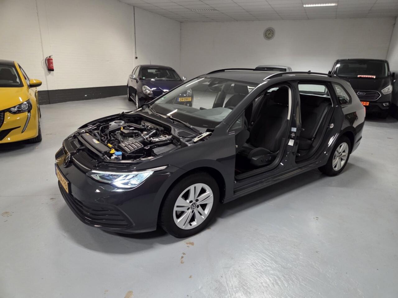 Volkswagen GOLF Variant 1.0 TSI DIEFSTALSCHADE