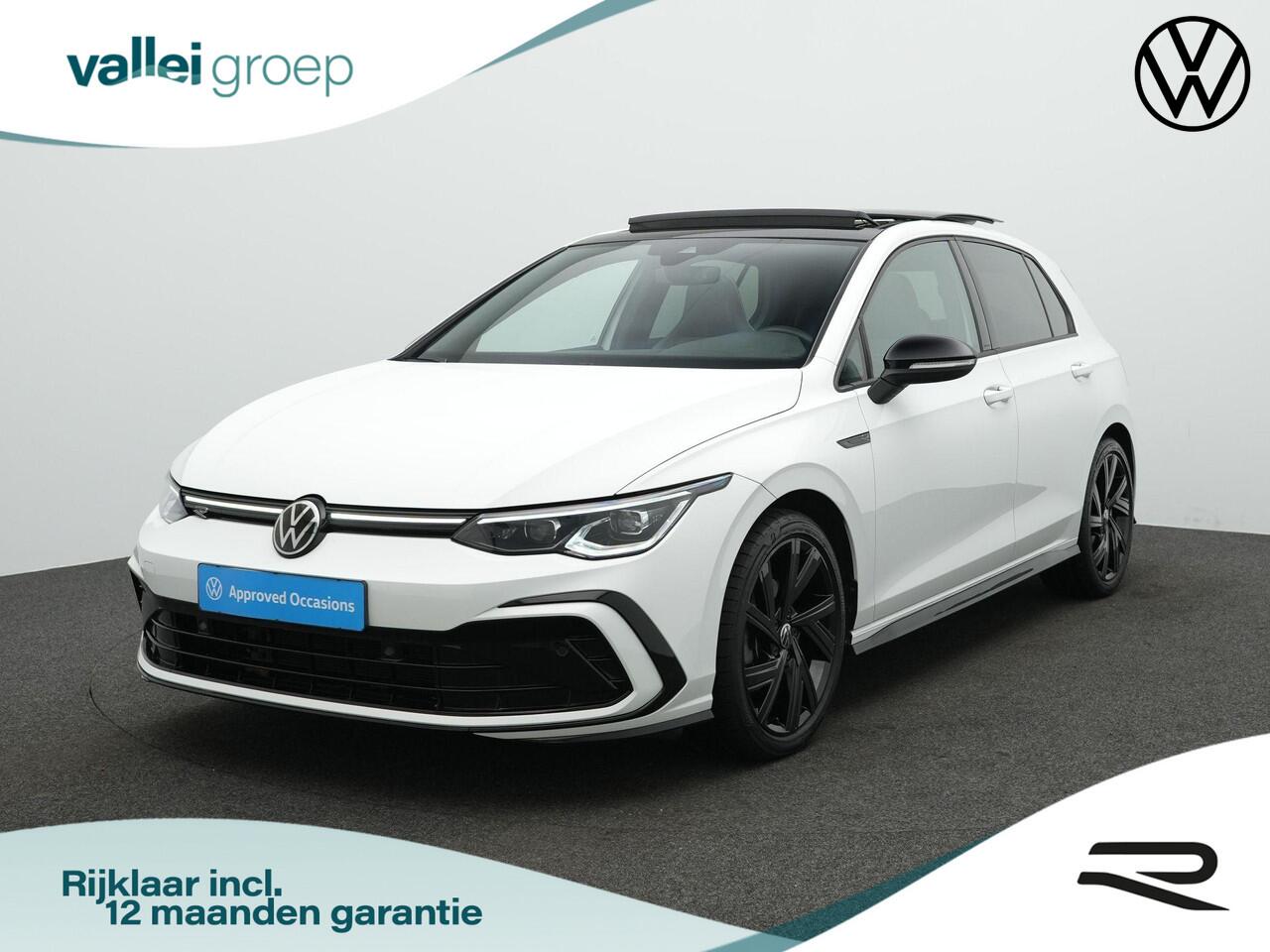 Volkswagen GOLF 1.5 eTSI DSG R-Line Business | Panoramadak | IQ Light | Stuur-/stoelverwarming | Achteruitrijcamera