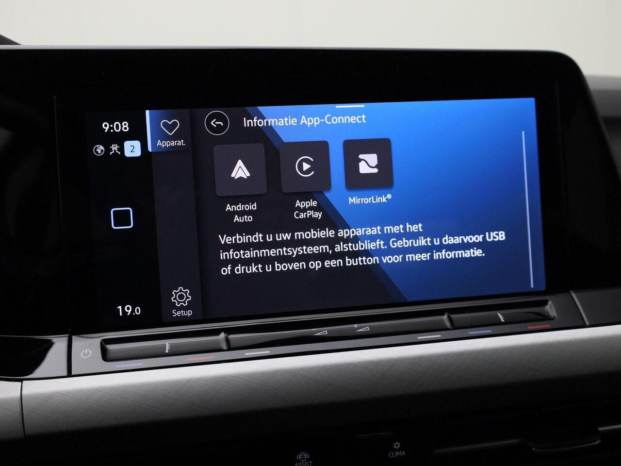 Volkswagen GOLF 1.0TSI/110PK Life · Apple/Android Car Play · Navigatie · Parkeersensoren · Garantie t/m 04-07-2027 of 100.000km · TOPDEAL