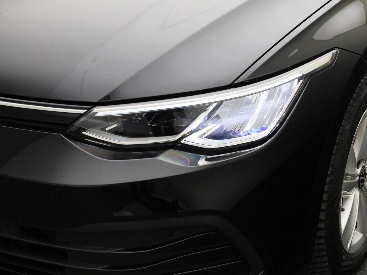 Volkswagen GOLF 1.0TSI/110PK Life · Apple/Android Car Play · Navigatie · Parkeersensoren · Garantie t/m 04-07-2027 of 100.000km · TOPDEAL