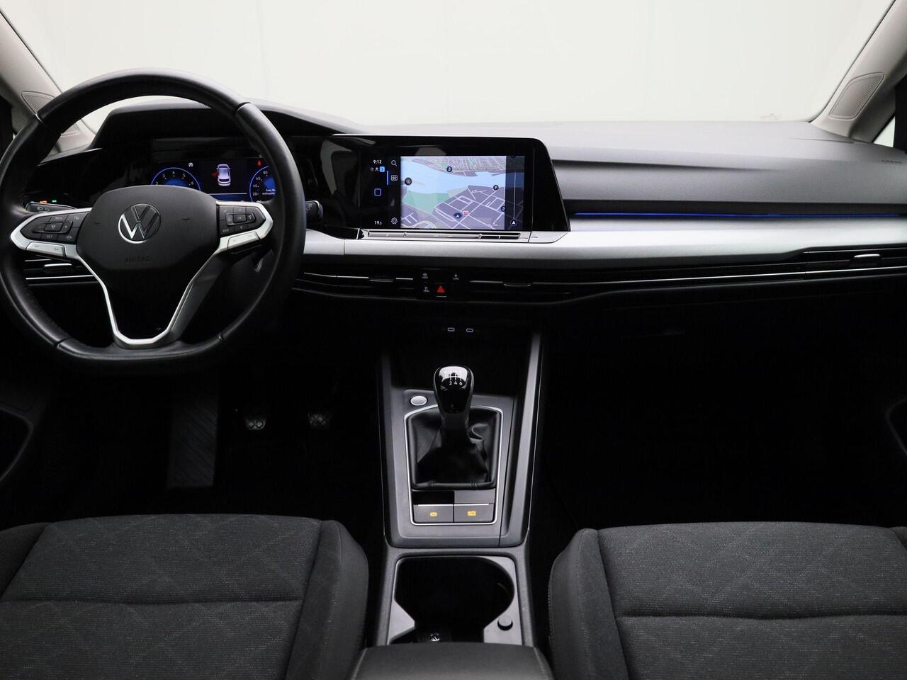 Volkswagen GOLF 1.0TSI/110PK Life · Apple/Android Car Play · Navigatie · Parkeersensoren · Garantie t/m 04-07-2027 of 100.000km · TOPDEAL