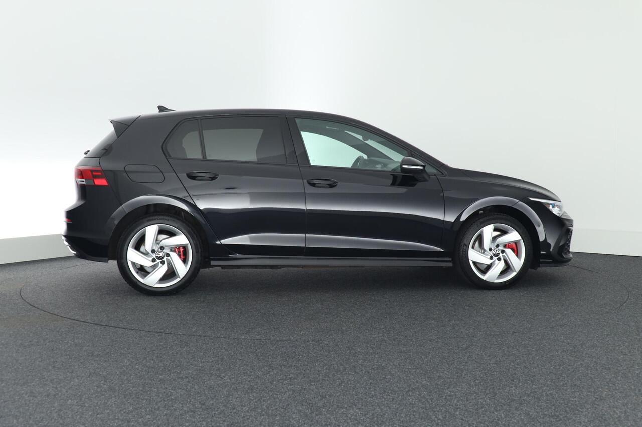 Volkswagen GOLF 1.4 eHybrid 245pk GTE Stoelverwarming Keyless ACC Virtual Cockpit Navigatie