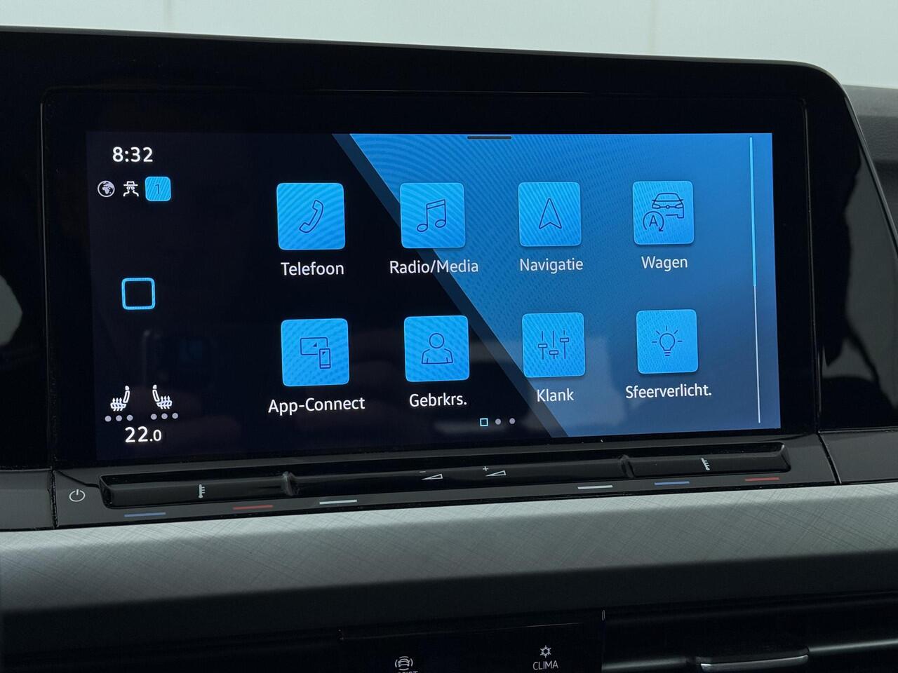 Volkswagen GOLF 1.0 eTSI Life Business | 110 PK | Automaat | Trekhaak | LED verlichting | Apple Carplay/Android Auto |