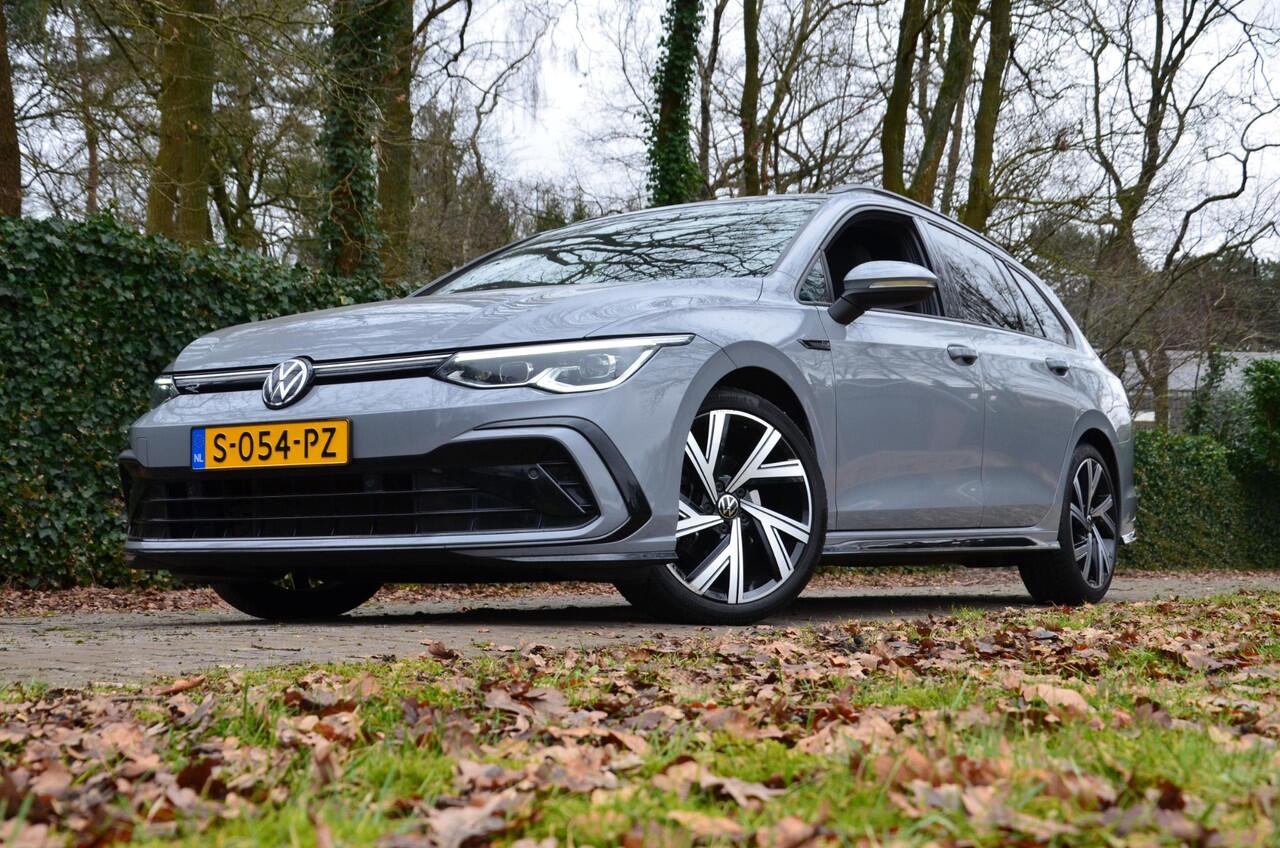 Volkswagen GOLF Variant 1.5 eTSI R-Line Business Automaat/Digitaal-Dashbord/Ecc/Navi/Cr-Controle/Privacy-Glass/Pdc/Stoelverwarming/18-Inch/Achteruitrijcamera/Apple Carplay/Android Auto/Led