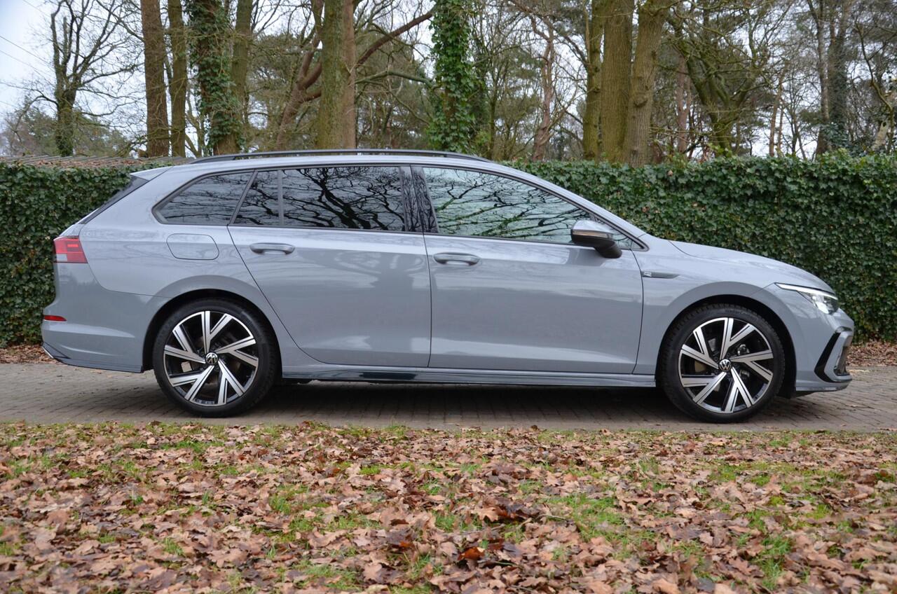 Volkswagen GOLF Variant 1.5 eTSI R-Line Business Automaat/Digitaal-Dashbord/Ecc/Navi/Cr-Controle/Privacy-Glass/Pdc/Stoelverwarming/18-Inch/Achteruitrijcamera/Apple Carplay/Android Auto/Led