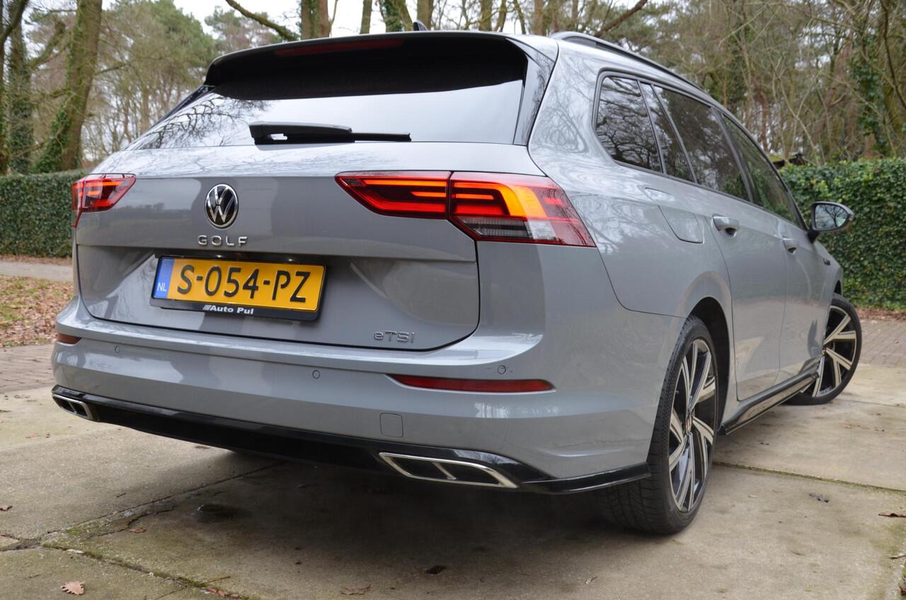 Volkswagen GOLF Variant 1.5 eTSI R-Line Business Automaat/Digitaal-Dashbord/Ecc/Navi/Cr-Controle/Privacy-Glass/Pdc/Stoelverwarming/18-Inch/Achteruitrijcamera/Apple Carplay/Android Auto/Led