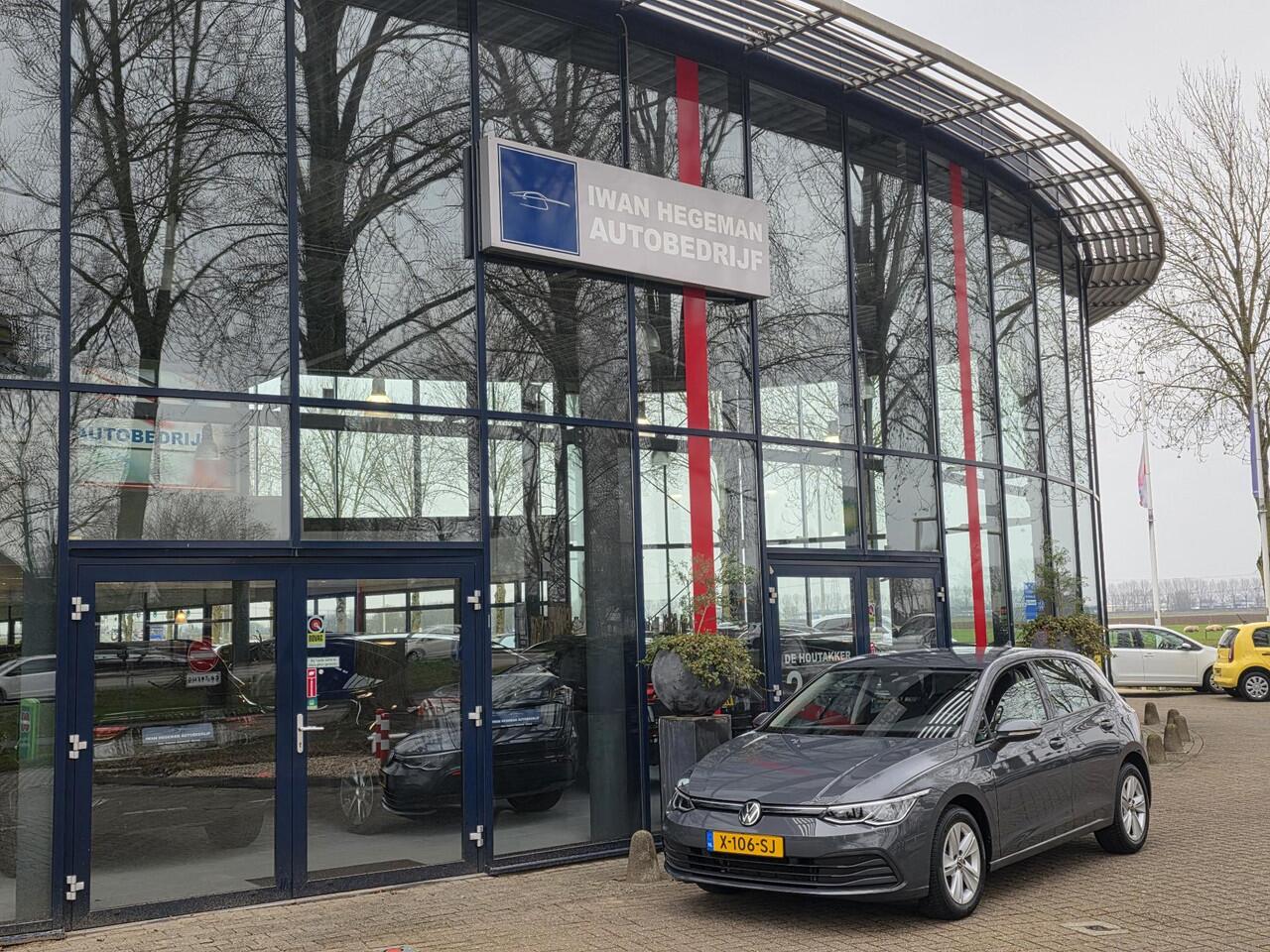 Volkswagen GOLF 1.0 eTSI Life Business | Navigatie | PDC | ECC | Stoel/Stuur Verwarming | Android Auto/Apple CarPlay | LM velgen