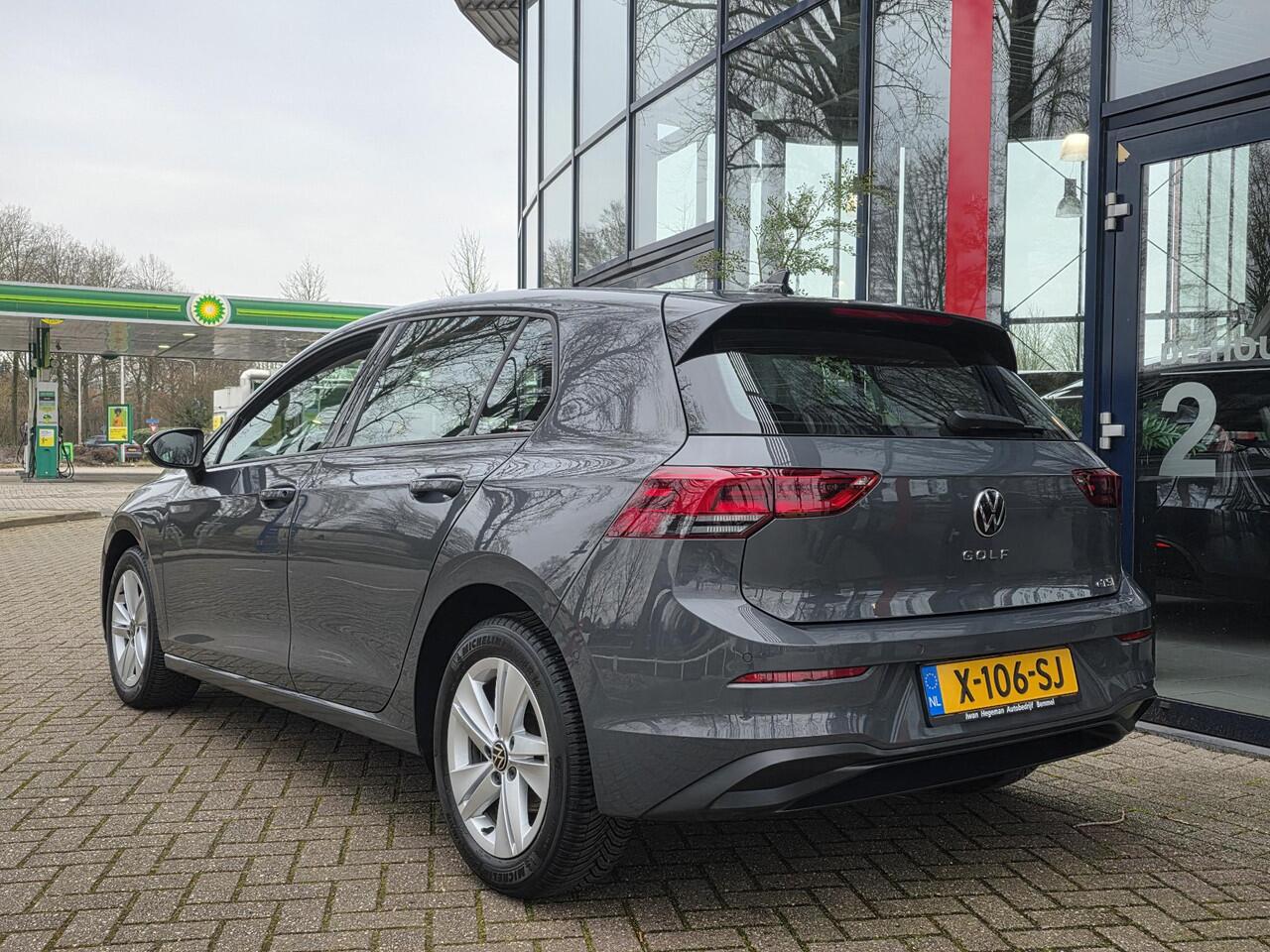 Volkswagen GOLF 1.0 eTSI Life Business | Navigatie | PDC | ECC | Stoel/Stuur Verwarming | Android Auto/Apple CarPlay | LM velgen