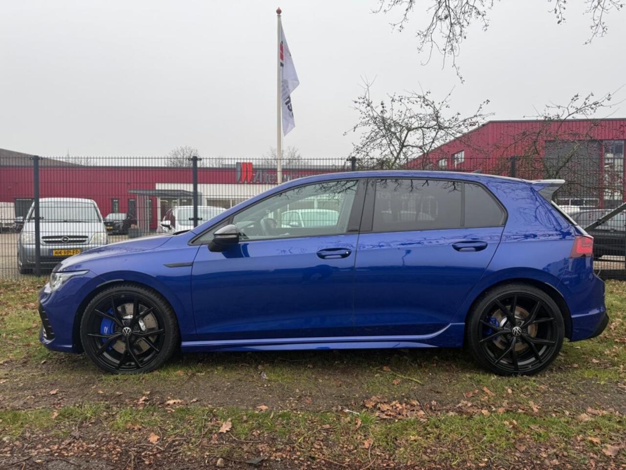 Volkswagen GOLF 2.0 TSI R 4Motion 20 Jahre Ed. 333 PK /AKRA/PANO/HEADUP