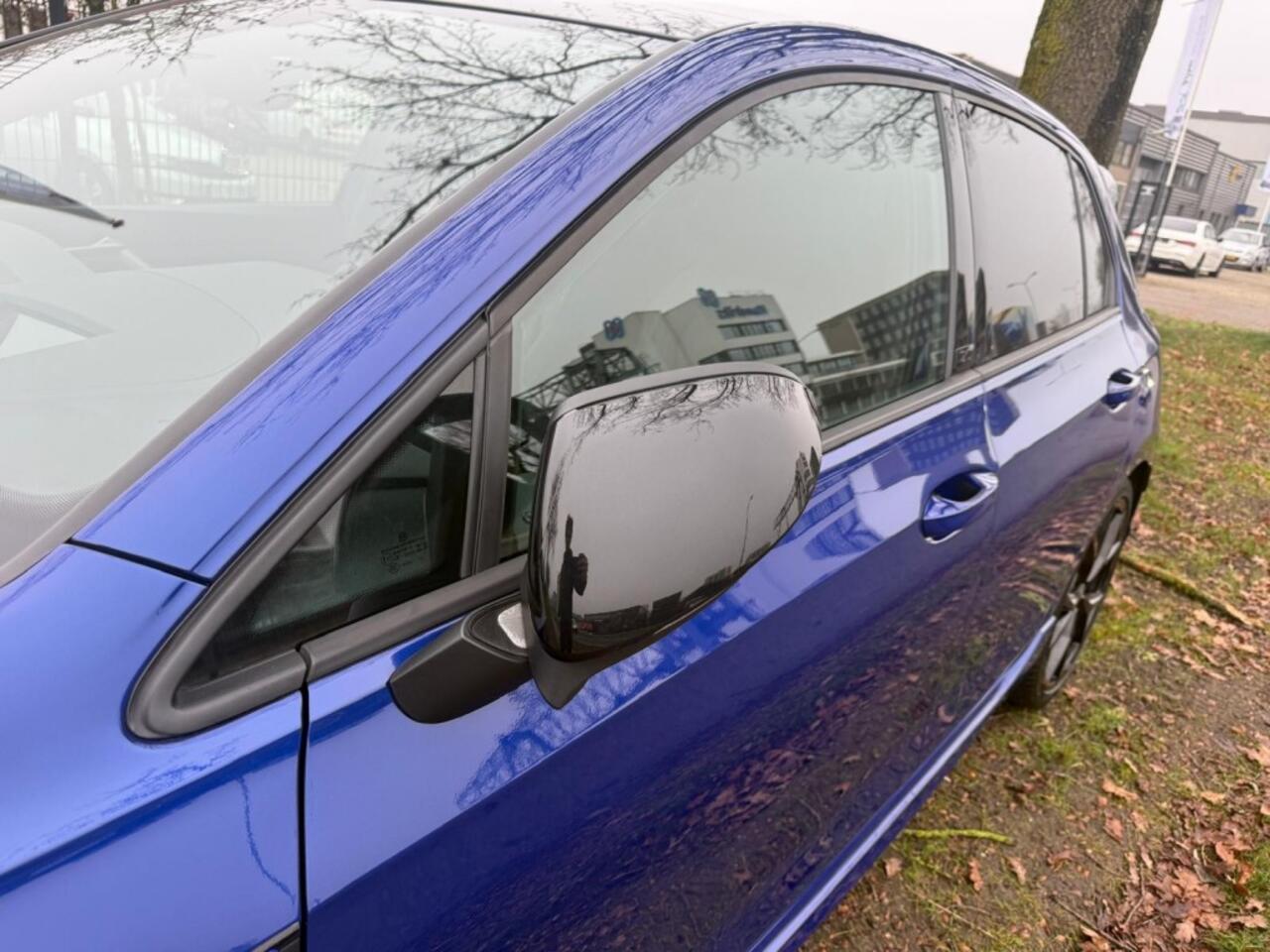 Volkswagen GOLF 2.0 TSI R 4Motion 20 Jahre Ed. 333 PK /AKRA/PANO/HEADUP