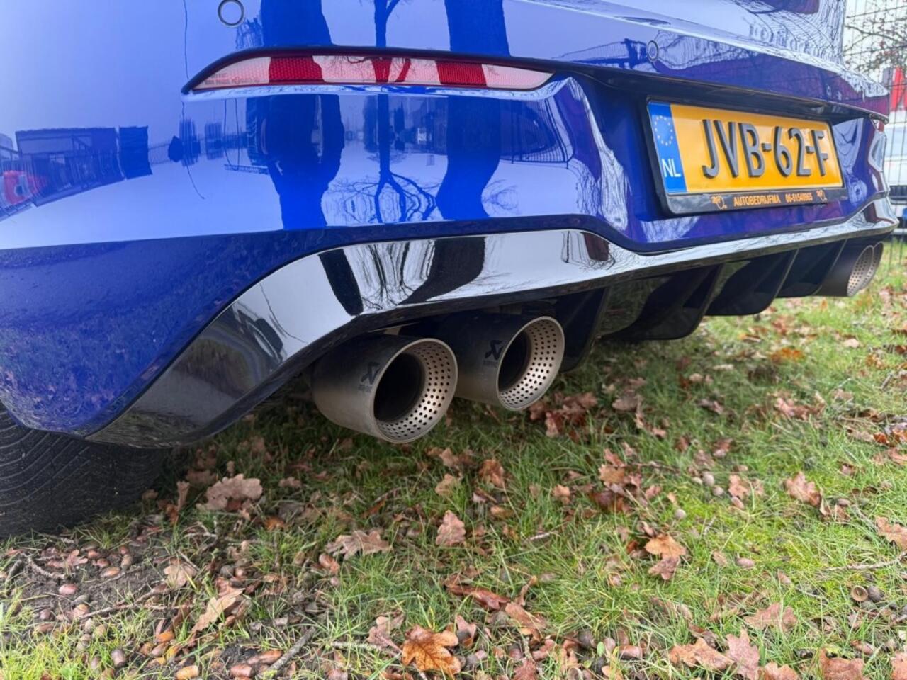 Volkswagen GOLF 2.0 TSI R 4Motion 20 Jahre Ed. 333 PK /AKRA/PANO/HEADUP