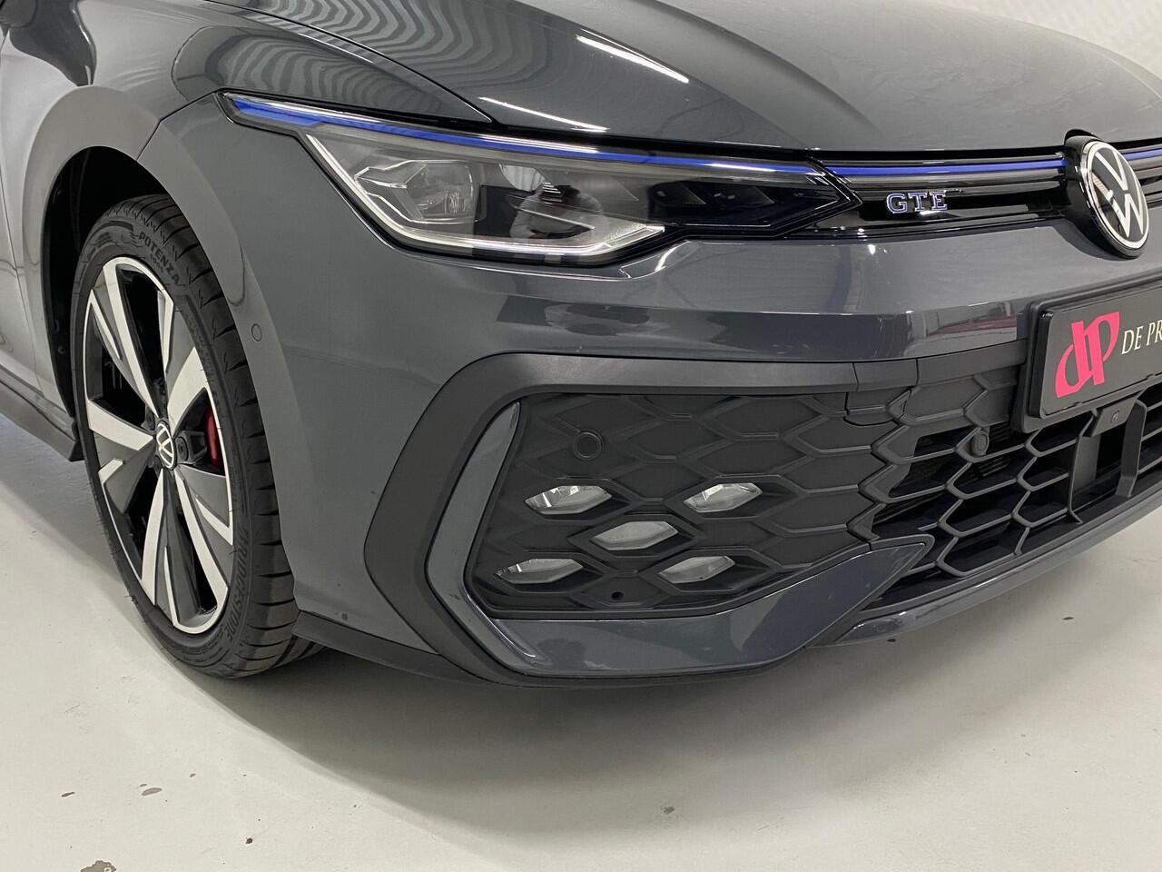 Volkswagen GOLF GTE 272PK Matrix IQ LIGHT 18 Inch Head Up Trekhaak 360° Camera Dynamic Chassis Control