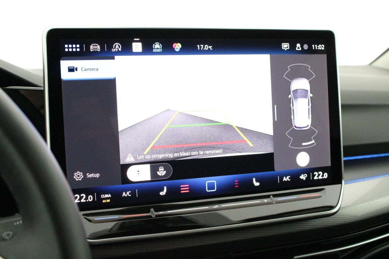 Volkswagen GOLF 8.5 1.5 eTSI 116pk DSG Style Camera Stoelverwarming Massage Keyless Navigatie